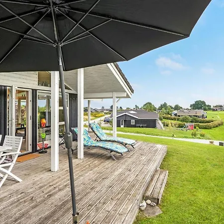 3 Bedroom Amazing Home In Rudkobing Spodsbjerg