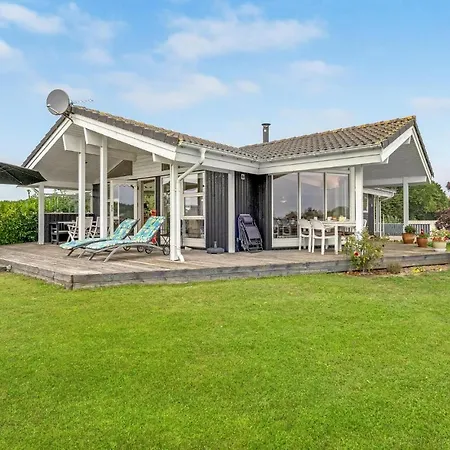 Dejlig Bolig I Rudkøbing Med Køkken * Spodsbjerg